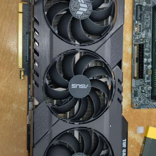華碩TUF 3070ti 有盒，清過灰，散熱沒問題