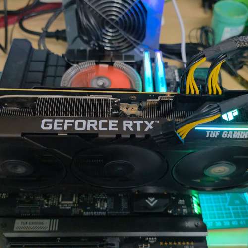 華碩TUF 3070ti 有盒，清過灰，散熱沒問題