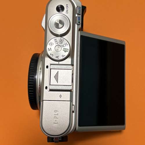 Olympus E-PL9相機 海軍藍特別版epl9  camera (body only)無反m43數碼相機dc