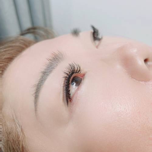 搵眼睫毛model