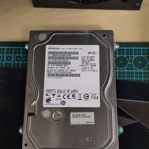 正常使用hhd 320GB ，還有機箱，送stat線螺絲