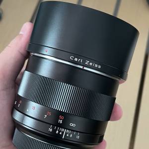 Carl Zeiss Planar T* 1.4/85 ZE