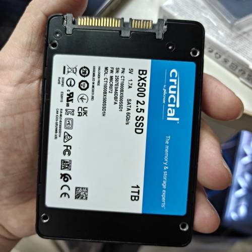 Crucial BX500 1TB SATA SSD