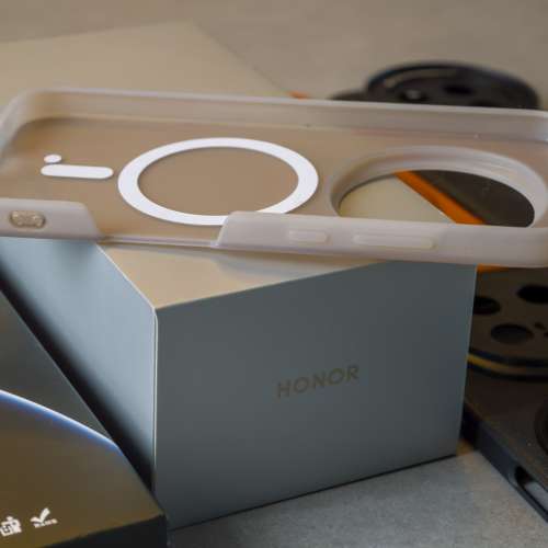 HONOR Magic 8 Pro 16+1TB 絨黑色｜豐澤行貨 + 延長保養｜送 6 個保護殼