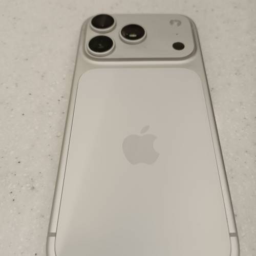 iPhone 17 pro 256g 問題機