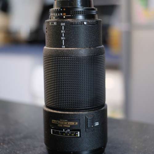 Nikon 80-200mm f/2.8AF