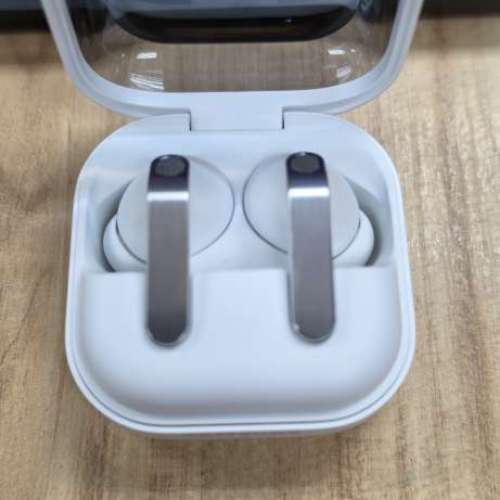 行貨samsung buds4 pro 白色
