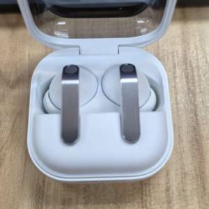行貨samsung buds4 pro 白色