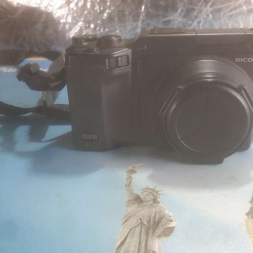 Ricoh GXR