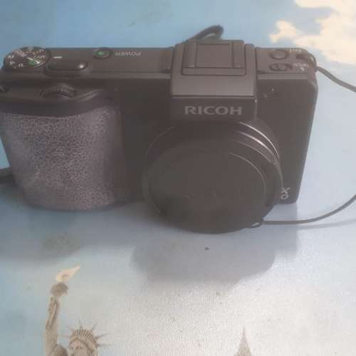 Ricoh GX200