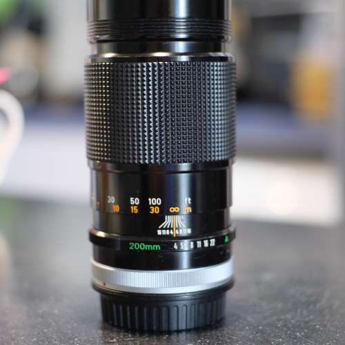 canon 200mm FD 連 FD to EOS adapter
