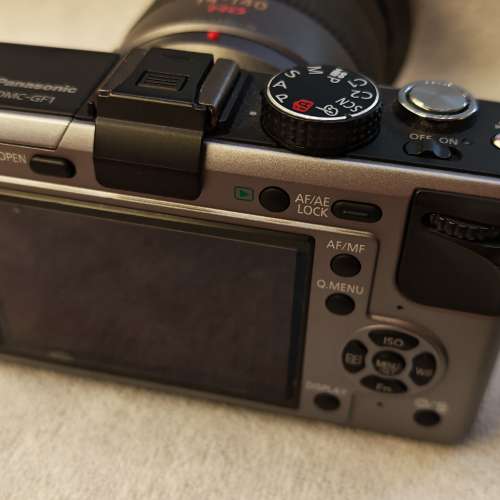 Panasonic DMC-GF1，LUMIX G 20mm F1.7 ASPH  /  Lumix G Vario 14-140mm F4.0-5.8