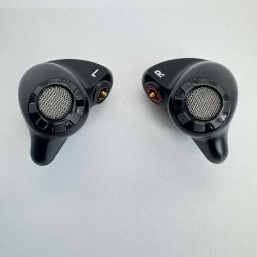 Acoustune   HS1750CU