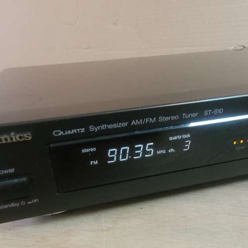 Technics ST-610 AM/FM Tuner