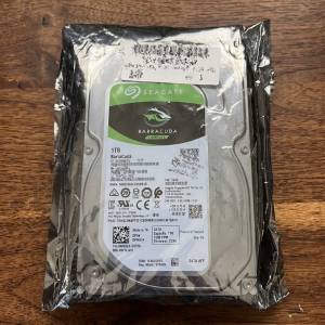 Seagate 1TB HDD，全新100%未開封，轉速 7200 RPM，3.5吋