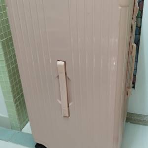 28 吋日本bomi 靜音萬向輪旅行行李箱30kg Japan silent all direction travel lugg...