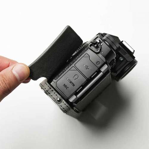 Mr. Stone Genuine Leather Camera Half Case Cover Bag For Nikon Zf - Brown