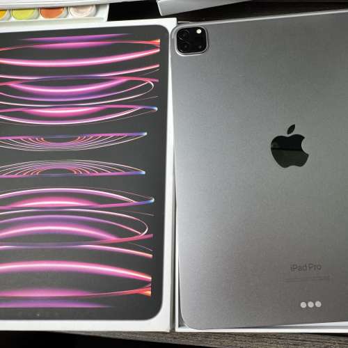Apple iPad Pro 4 （11吋）128gb M2 晶片WiFi 港行極新，全套齊！