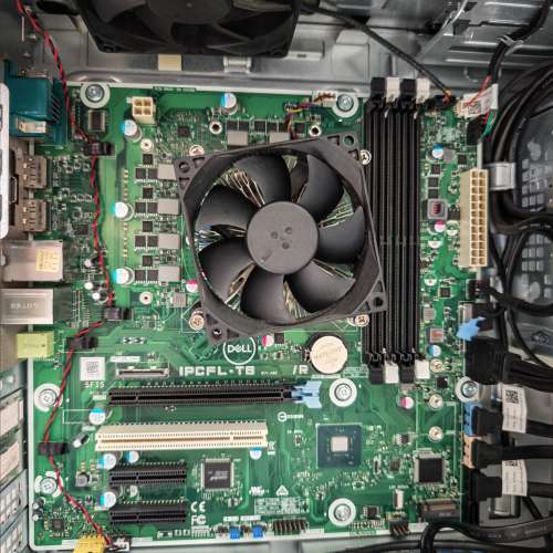 DELL Precision 3630 I7 9700 + 16G DDR 4 2666 +256SSD