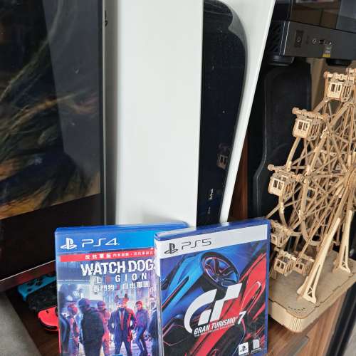 PS5 光碟版 厚機 + 1手柄連未開封GT7 + watch dog