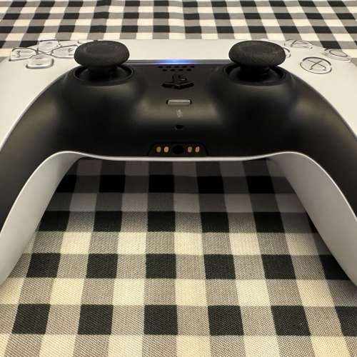 PS5 Dual Shock 遊戲機手制 白色 行貨 100%全新 只開盒檢查和充電 未曾正式使用 電...