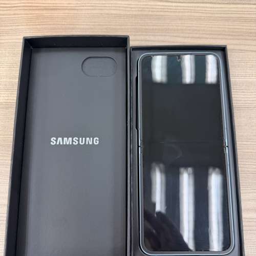 SAMSUNG Z FLIP 6