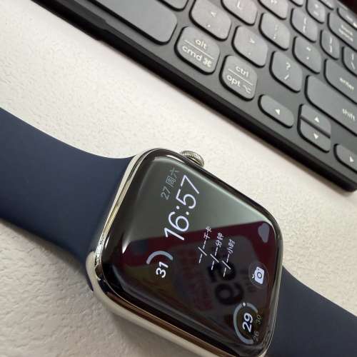 Apple Watch Series 9 不鏽鋼，45mm，新淨，電池健康100%