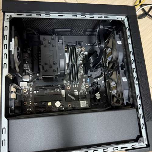 Lenovo PC AMD Ryzen 5800, 32GB Ram, 512GB M2 SSD, 需自備顯示卡