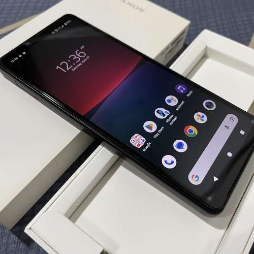 85% 新 Sony Xperia 10 IV 6 GB + 128 GB (XQ-CC72) 原裝行貨有單有盒有玻璃貼有手機...