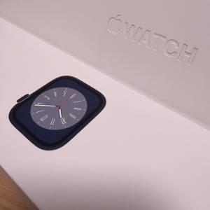 Apple Watch Series 8 45mm GPS Midnight Aluminum + Sport 錶帶 有盒齊配件