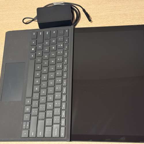 (不議價)Surface Pro 7 i7 16GB RAM, 256GB SSD 電池健康100%