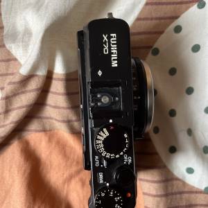 Fujifilm X70