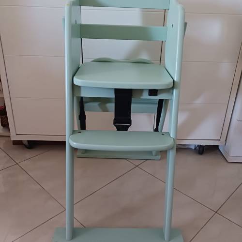 木製兒童餐椅 Children&rsquo;s high chair