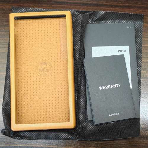 接近全新 Astell&Kern PD10 音樂播放器 香港行貨 兩年保養 有單有盒有原裝皮套