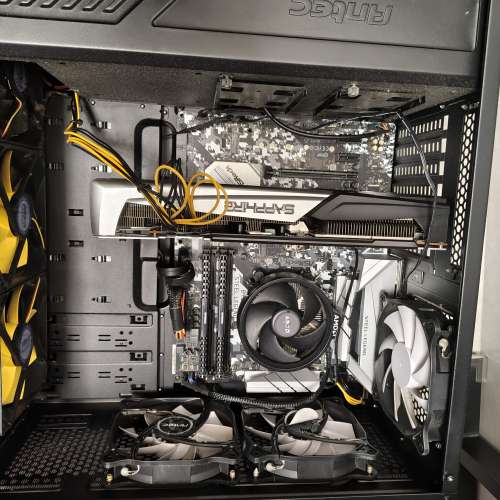 電腦零件(B450,R5 3600,DDR4 2&times;8GB,5700xt)