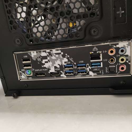 電腦零件(B450,R5 3600,DDR4 2&times;8GB,5700xt)