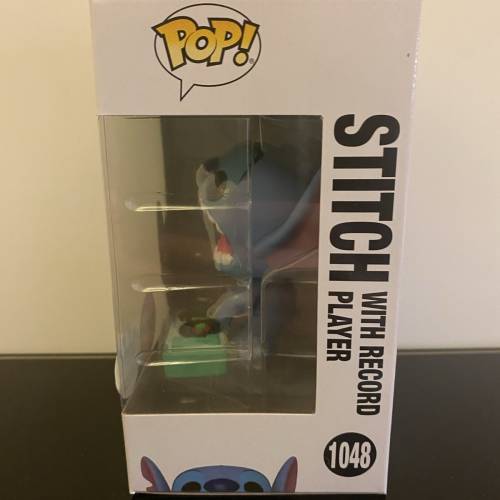 Funko Pop - Lilo & Stitch ~ Stitch with record player 1048