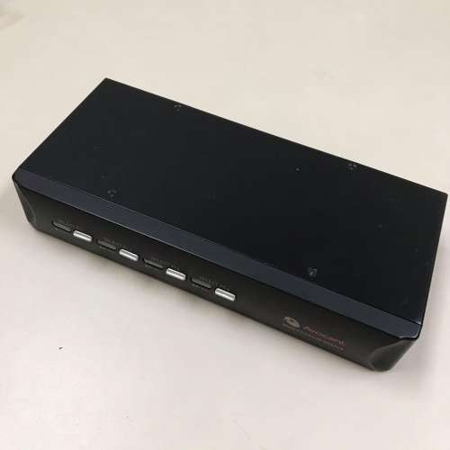 Avocent 1-to-4 KVM Console Switch 一套KVM 可控制四部電腦 Avocent Switchview D...