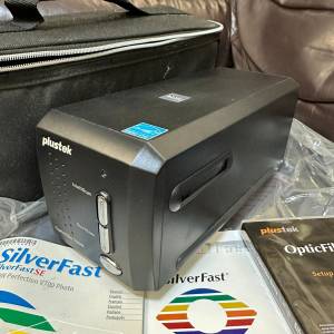 Plustek OpticFilm 7600i Ai Film Scanner 35mm 底片掃描器