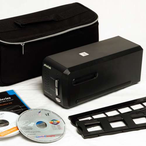 Plustek OpticFilm 7600i Ai Film Scanner 35mm 底片掃描器