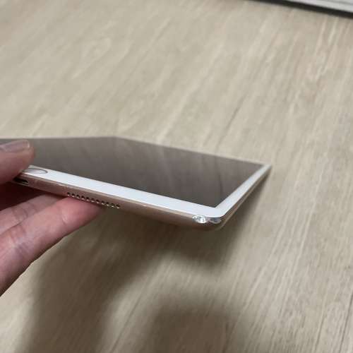 今日交收 $900 - Apple IPad Air 3 (256 gb)