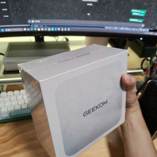 【100%全新未開封】GEEKOM A8 迷你電腦 mini pc (Ryzen 9 8945HS / 32GB / 2TB)