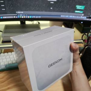 【100%全新未開封】GEEKOM A8 迷你電腦 mini pc (Ryzen 9 8945HS / 32GB / 2TB)