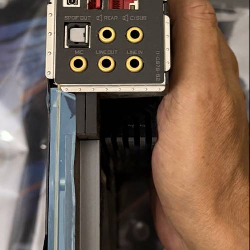 電腦主機板