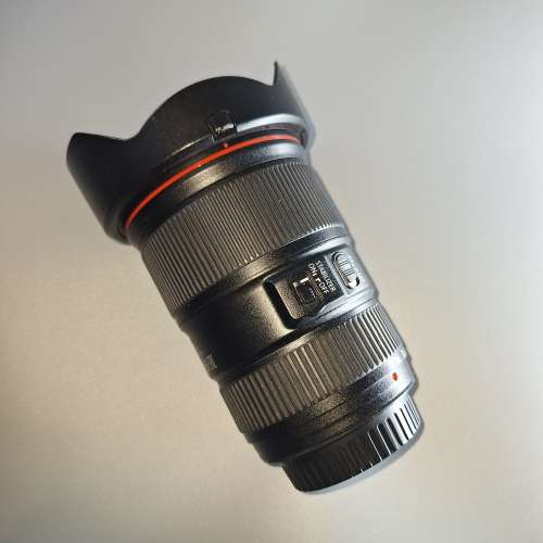 Canon EF 16-35mm f/4L USM