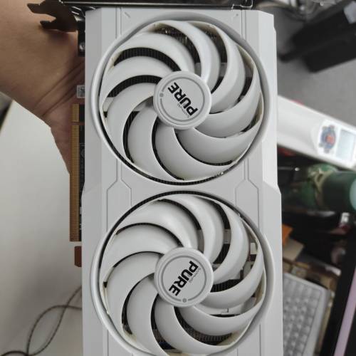SAPPHIRE PURE RX 6600 GAMING 8GB DDR6 極地白 ITX可用