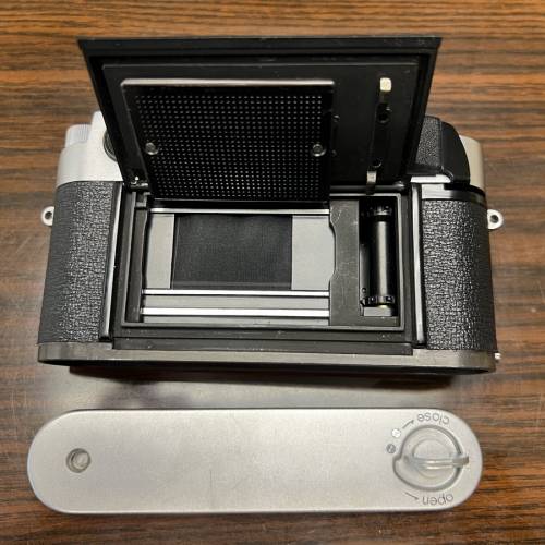 Yashica YF rangefinder camera Leica L39 LTM mount