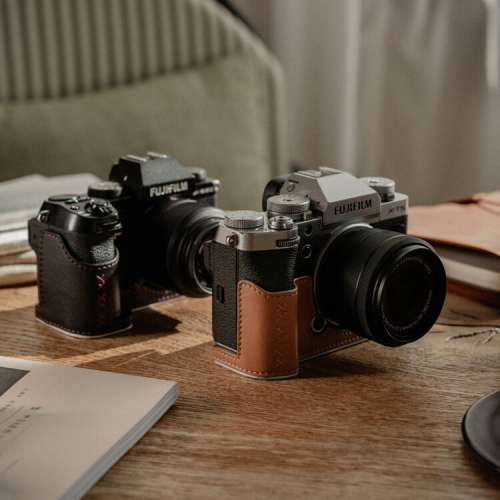 PGYTECH Leather Camera Case for FUJIFILM X-T5
