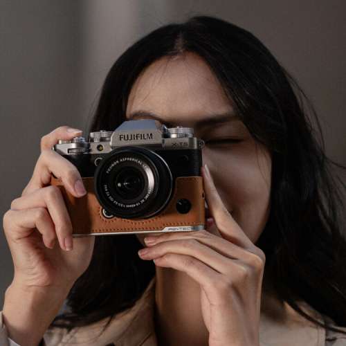 PGYTECH Leather Camera Case for FUJIFILM X-T5