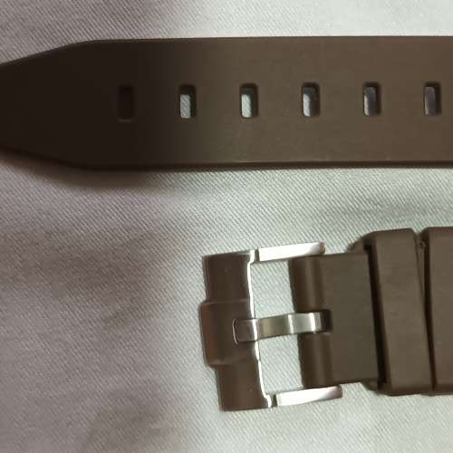 啡紫色運動橡膠錶帶。20mm 合勞力士運動錶